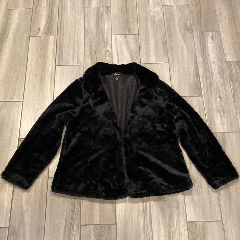 Melissa Paige fuzzy jacket size L